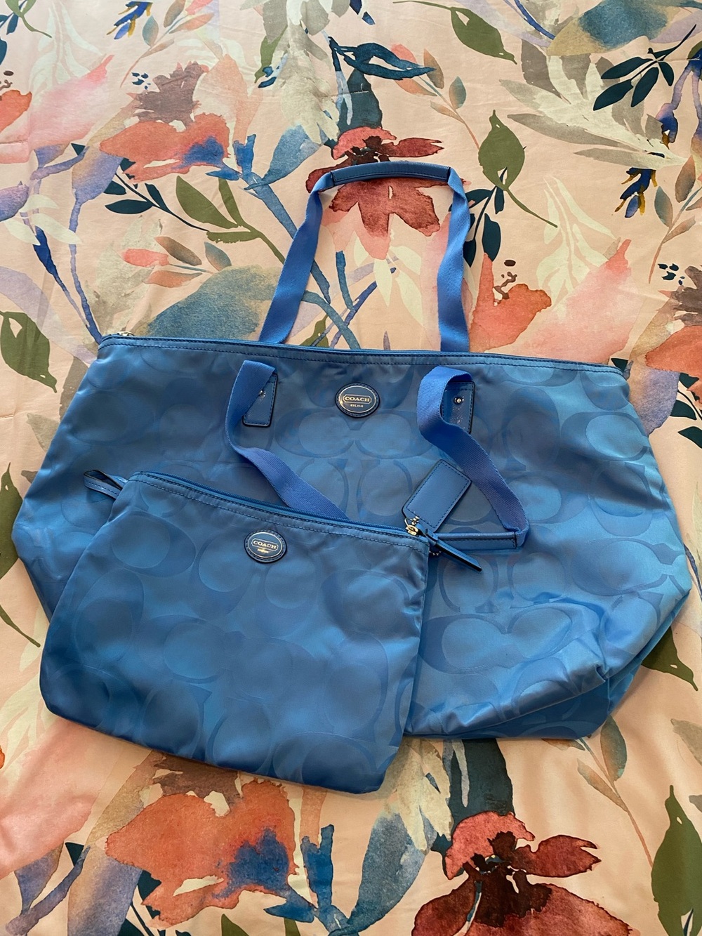 Like New Coach Blue Weekender Tote with Pouch Set